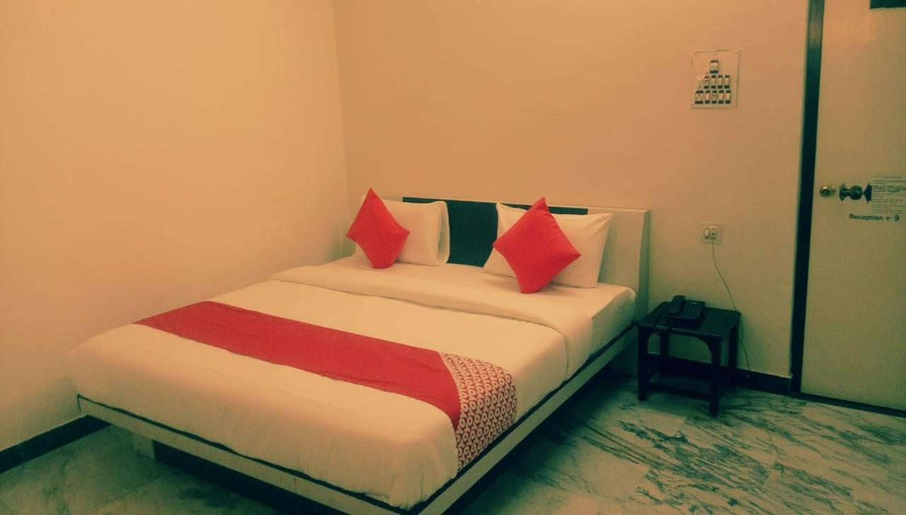 Hotel Rajkamal International Udaipur Eksteriør billede