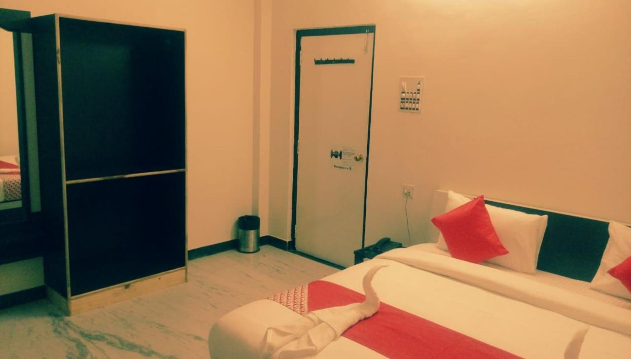 Hotel Rajkamal International Udaipur Eksteriør billede